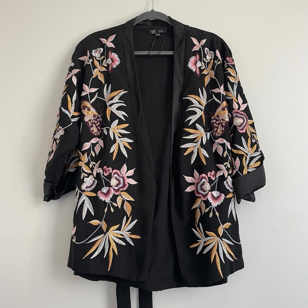 RTF ZARA EMBROIDERY KIMONO